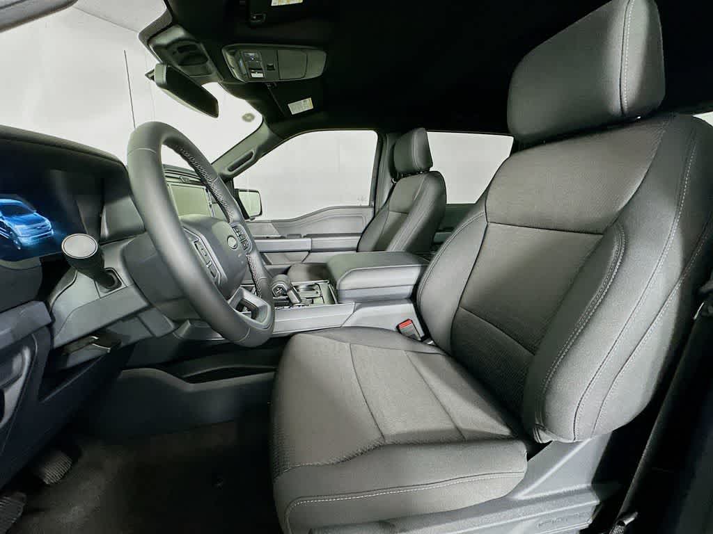 Ford F-150 XLT 2026