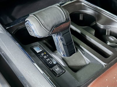 Ford F-150 LARIAT 2022