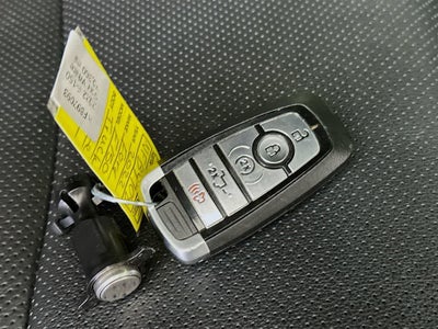 Ford F-150 LARIAT 2022