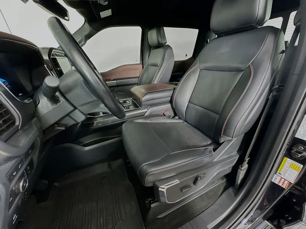 Ford F-150 LARIAT 2022