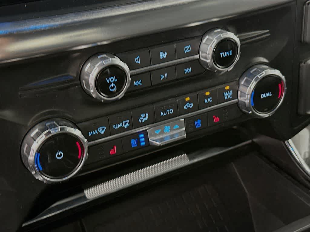 Ford F-150 LARIAT 2022