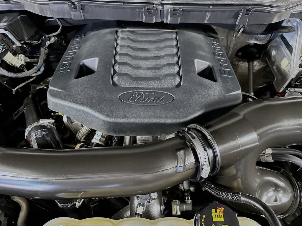 Ford F-150 LARIAT 2022