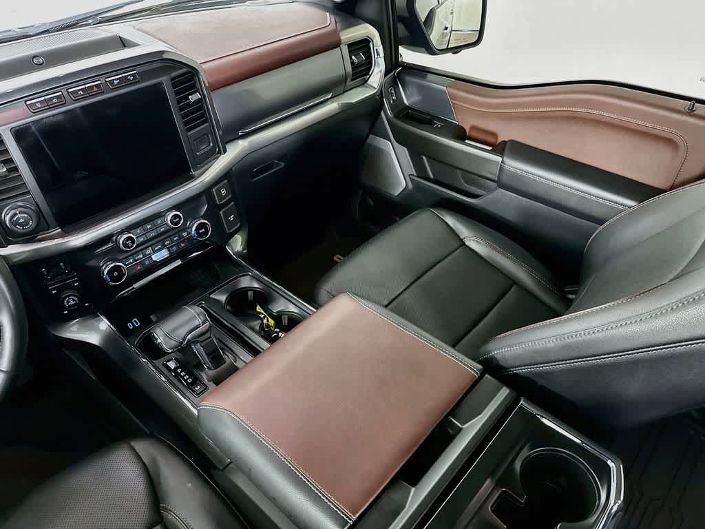 Ford F-150 LARIAT 2023