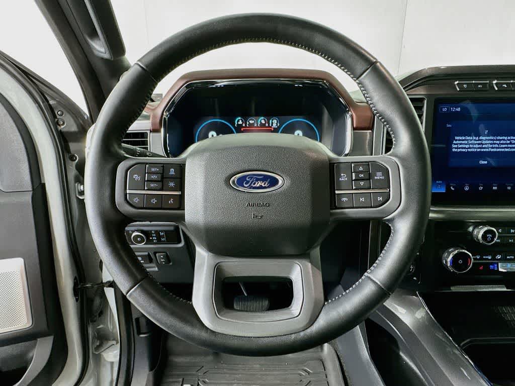 Ford F-150 LARIAT 2023