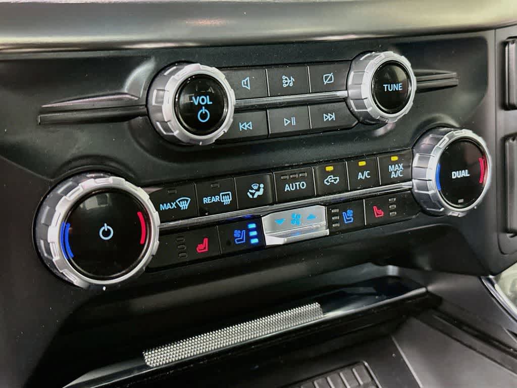 Ford F-150 LARIAT 2023