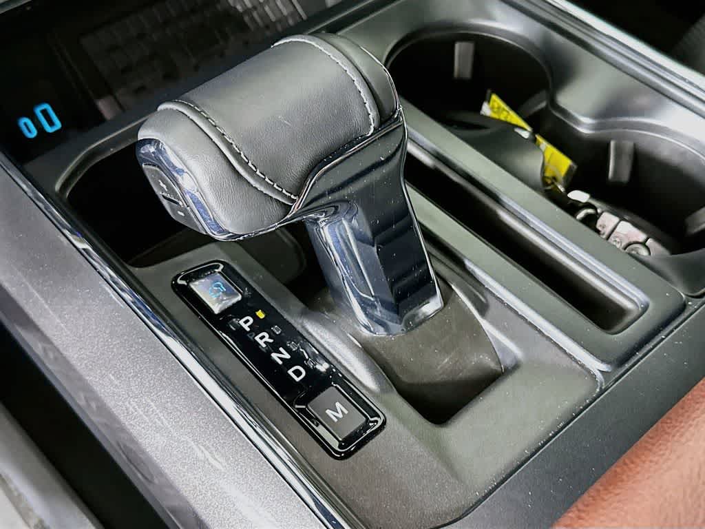 Ford F-150 LARIAT 2023