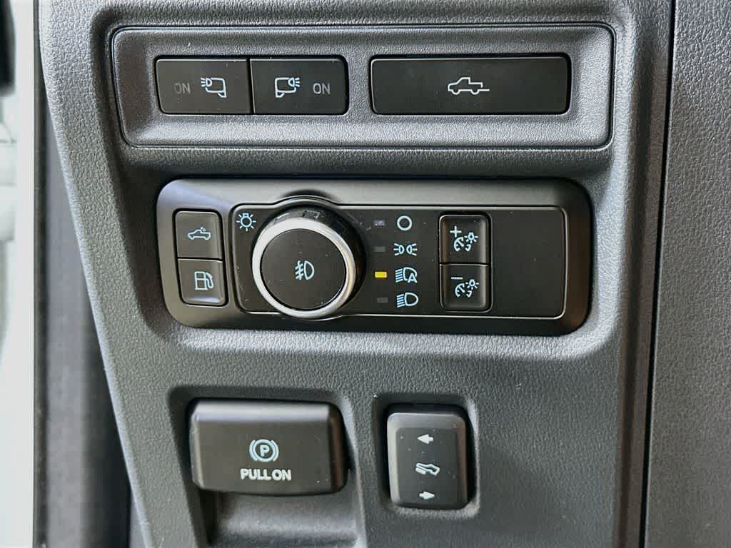 Ford F-150 LARIAT 2023