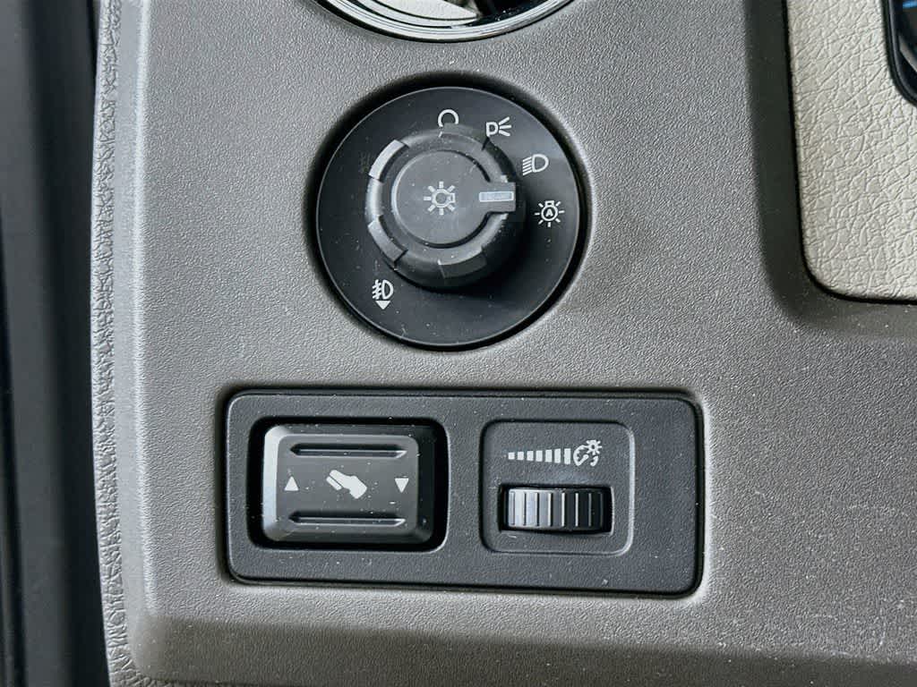 Ford F-150 Base 2010