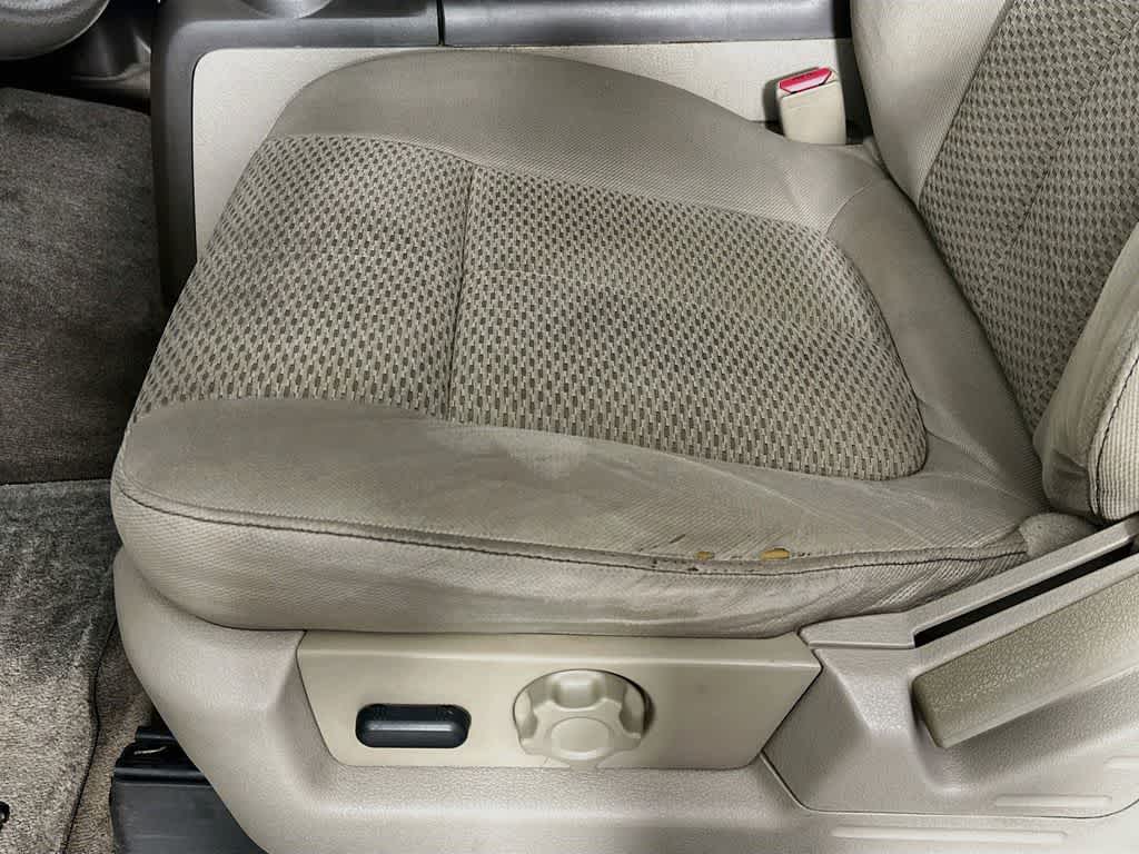Ford F-150 Base 2010