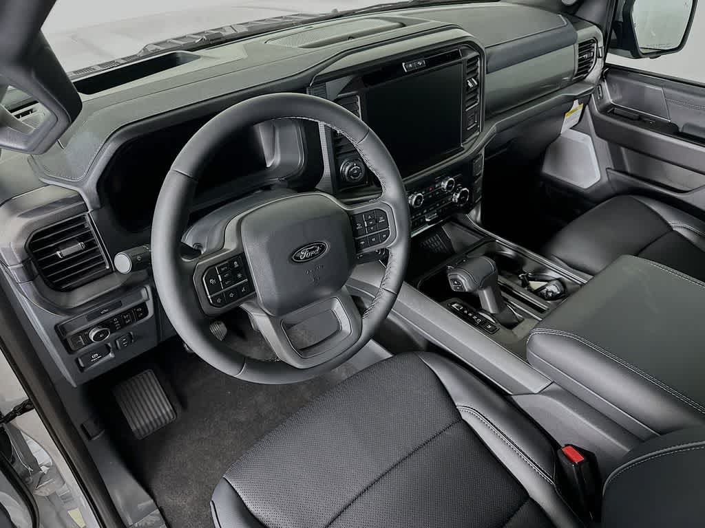 Ford F-150 LARIAT 2026