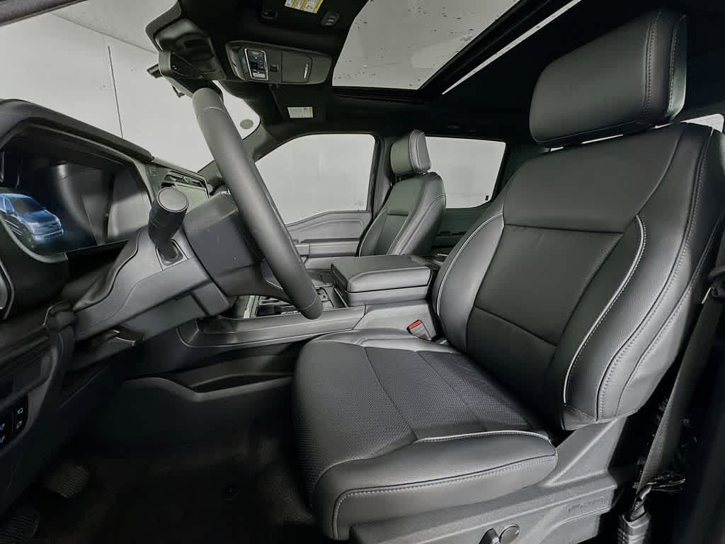 Ford F-150 LARIAT 2026