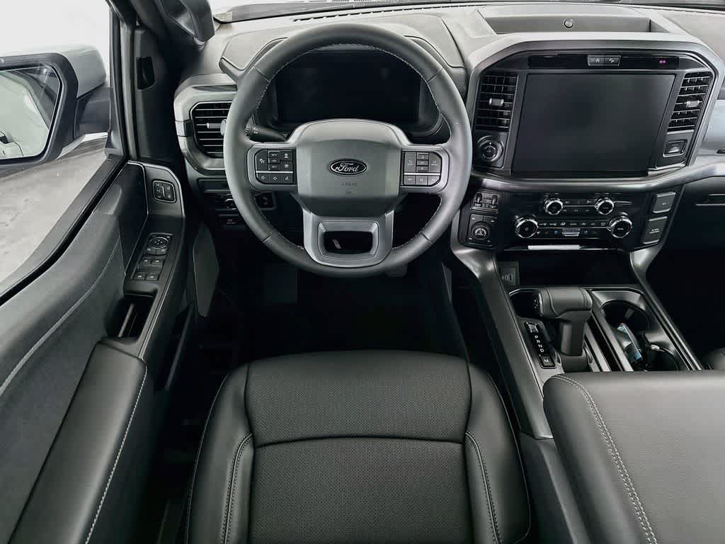 Ford F-150 LARIAT 2026