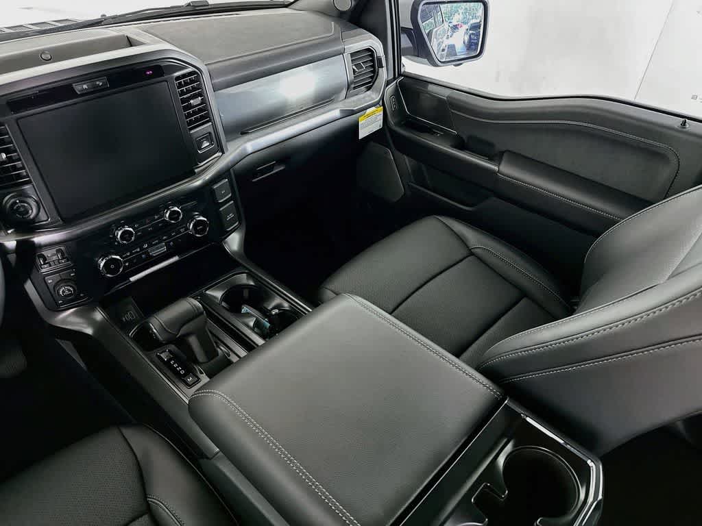 Ford F-150 LARIAT 2026