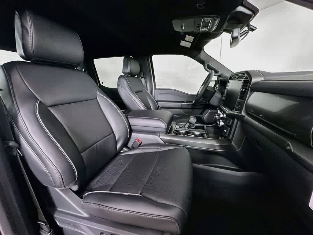 Ford F-150 LARIAT 2026