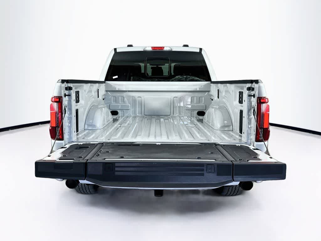 Ford F-150 LARIAT 2026