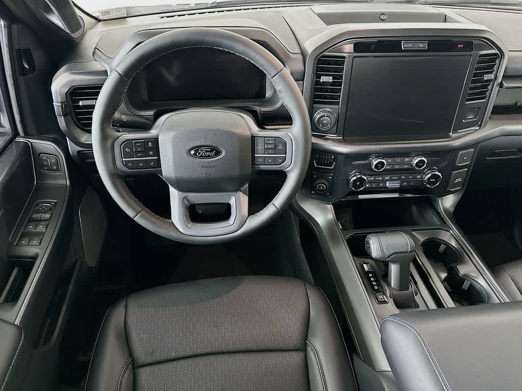 Ford F-150 LARIAT 2026