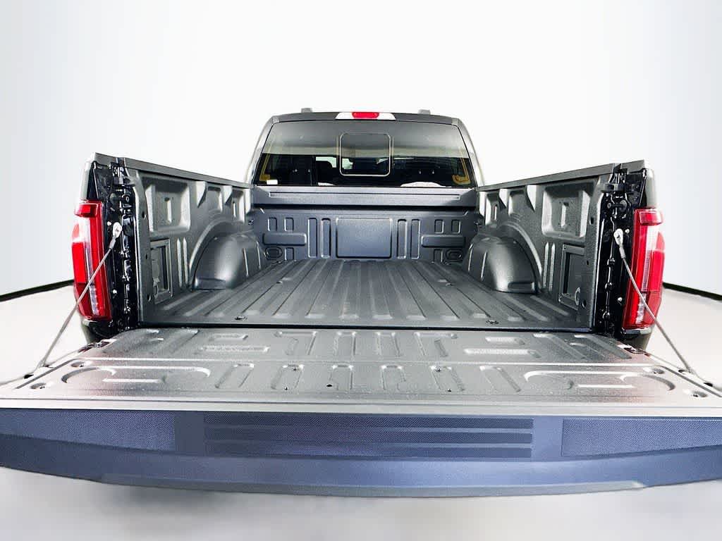 Ford F-150 LARIAT 2026