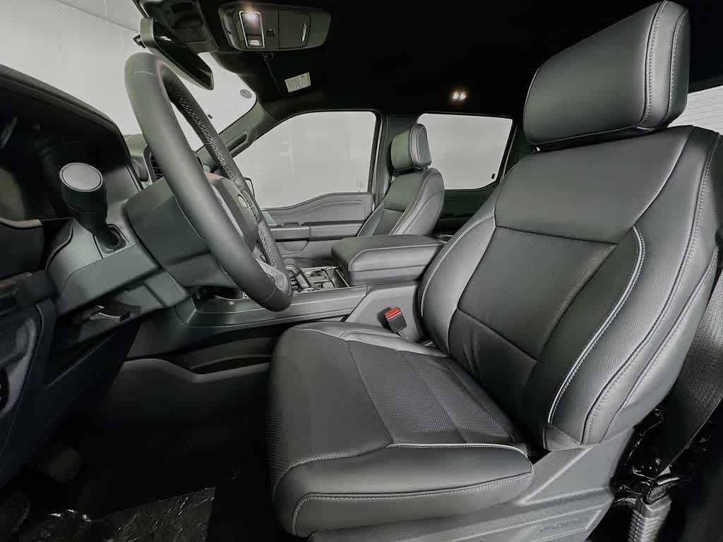 Ford F-150 LARIAT 2026