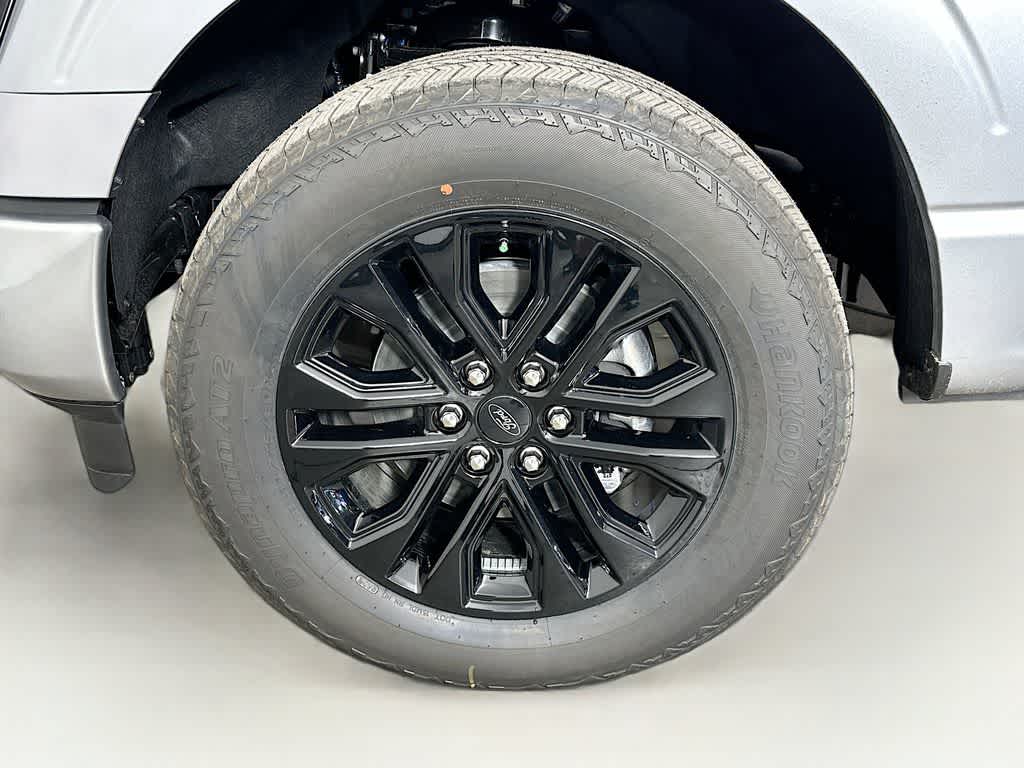 Ford F-150 LARIAT 2026