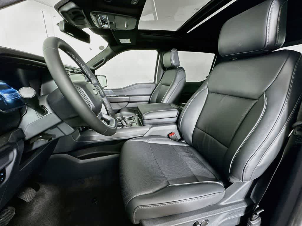Ford F-150 LARIAT 2026