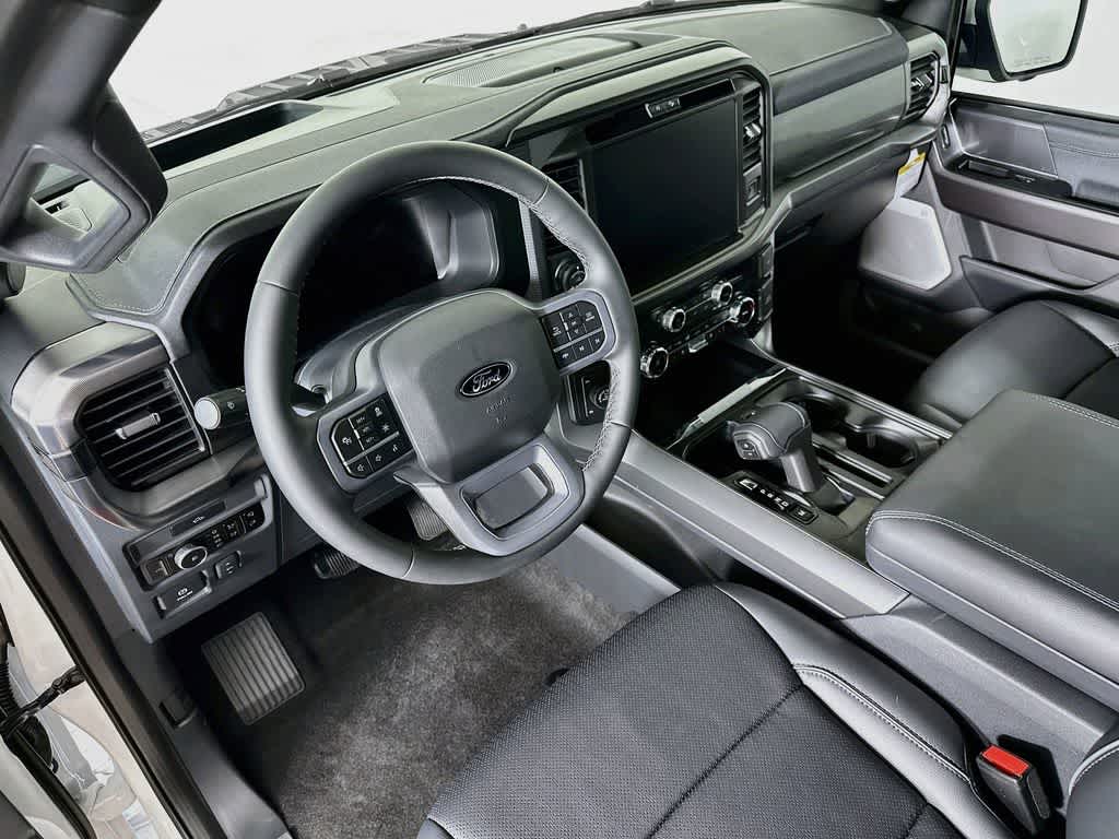 Ford F-150 LARIAT 2026