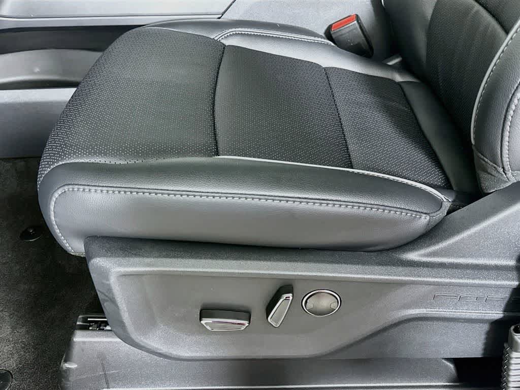 Ford F-150 LARIAT 2026