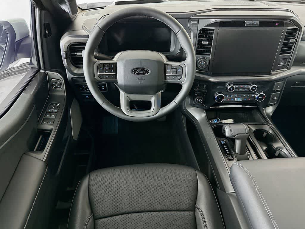 Ford F-150 LARIAT 2026