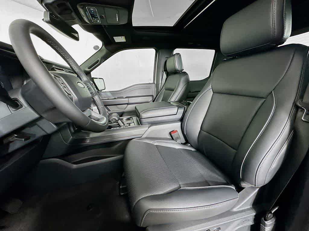 Ford F-150 LARIAT 2026
