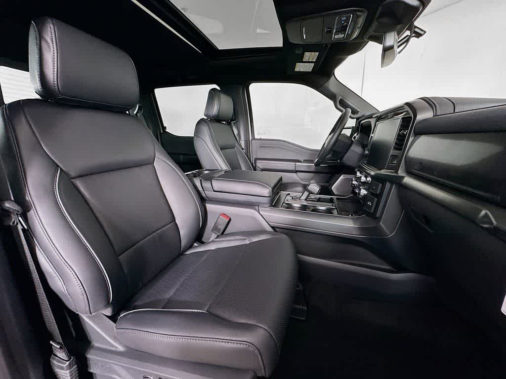 Ford F-150 LARIAT 2026