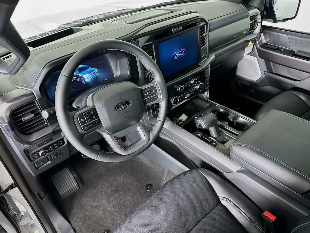 Ford F-150 LARIAT 2026