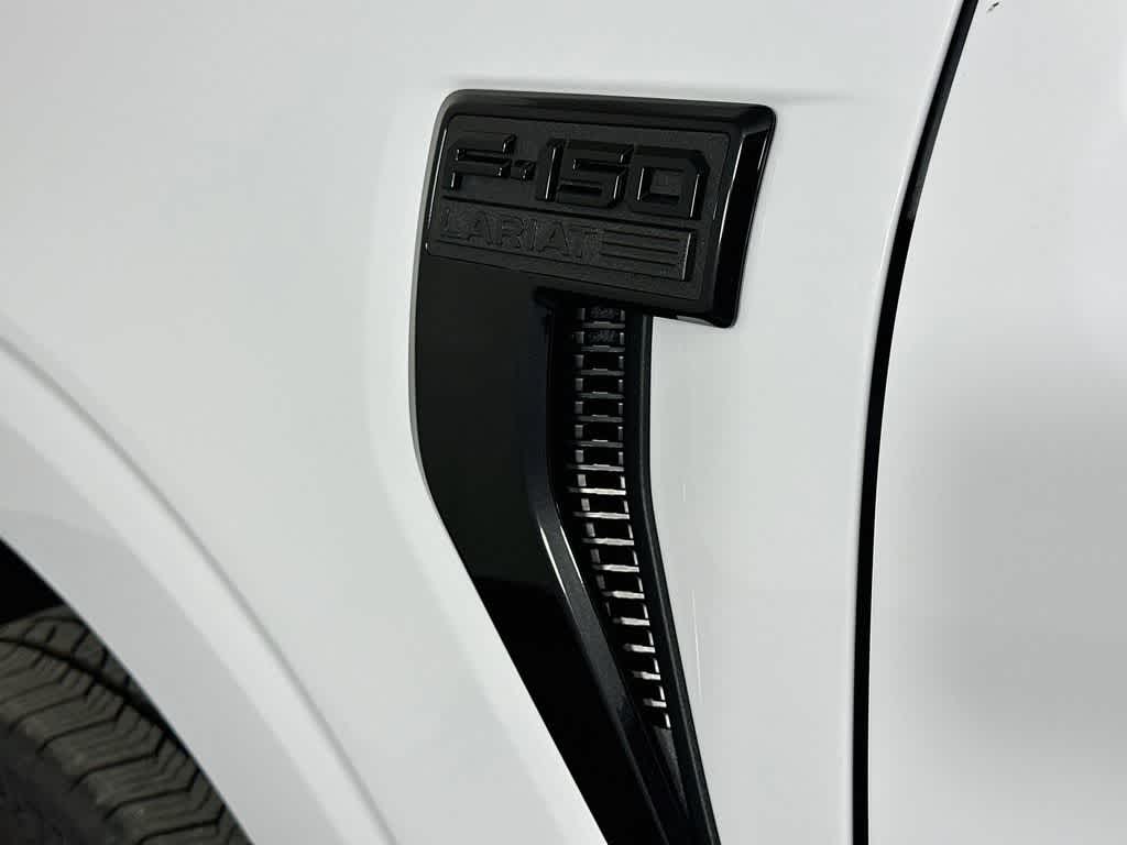 Ford F-150 LARIAT 2026