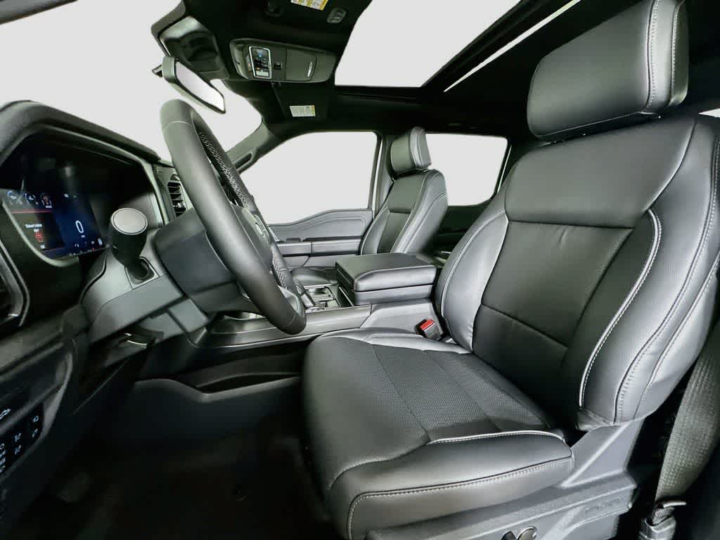 Ford F-150 LARIAT 2026