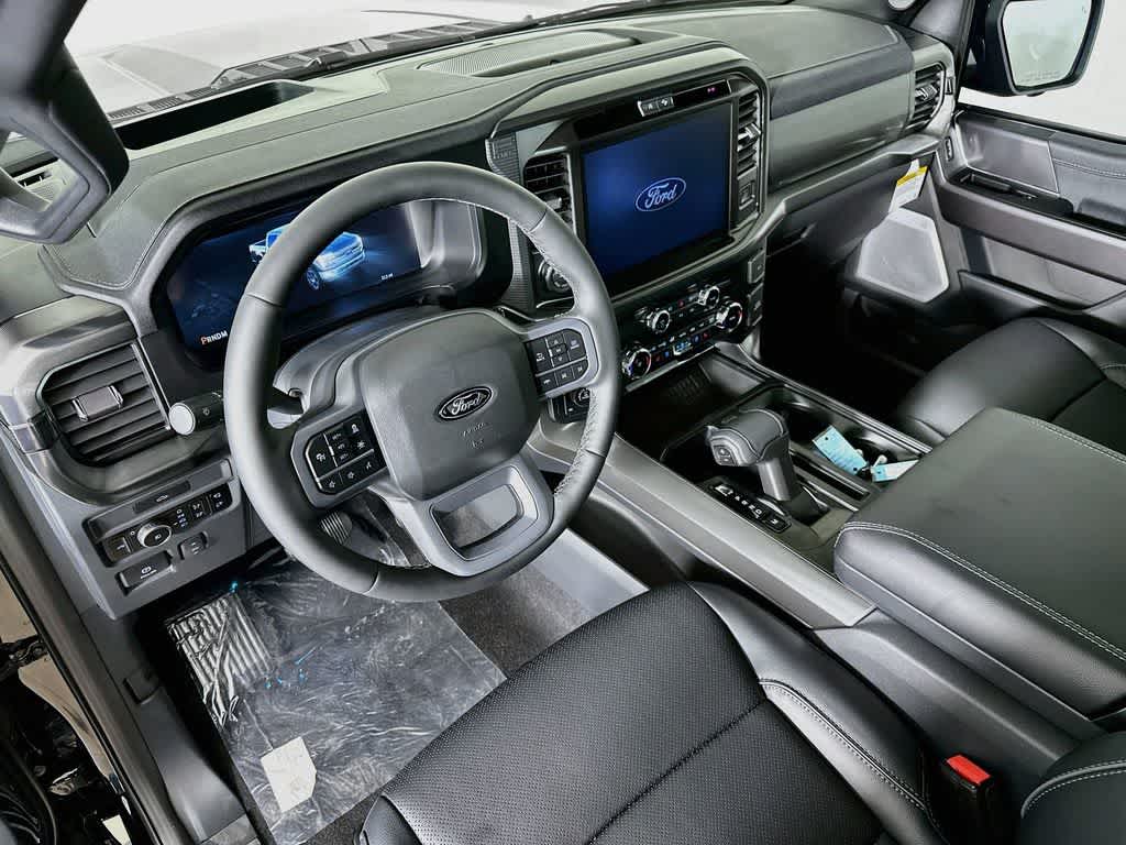 Ford F-150 LARIAT 2026
