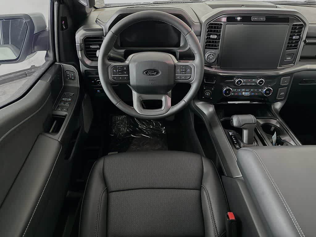 Ford F-150 LARIAT 2026