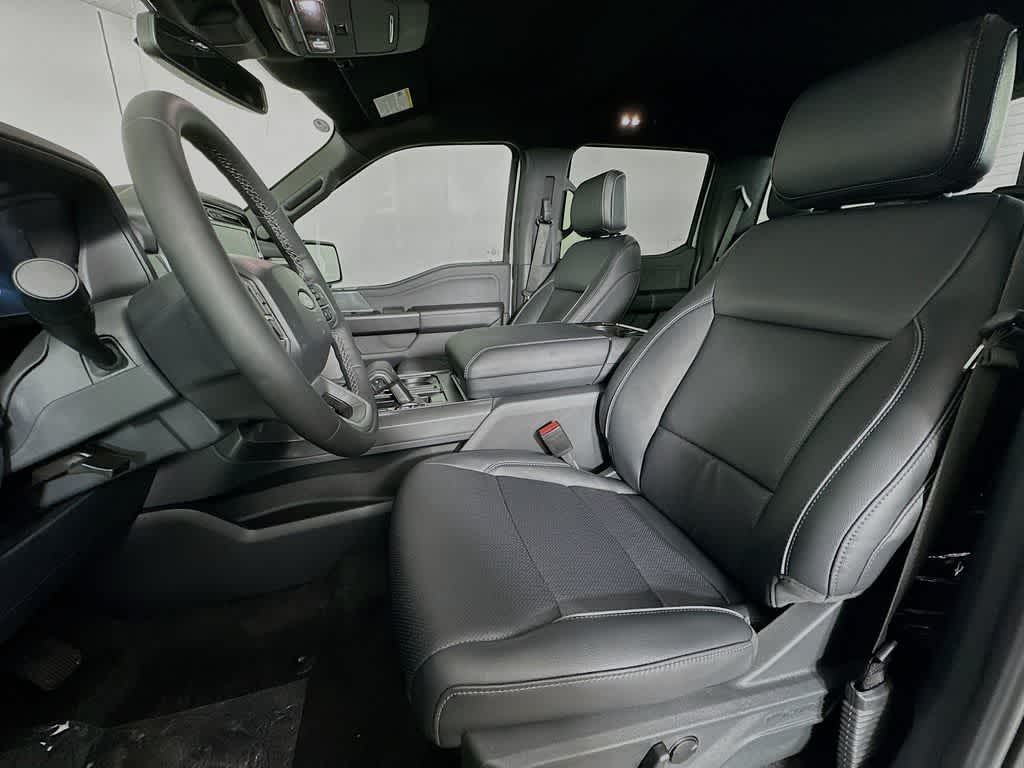 Ford F-150 LARIAT 2026