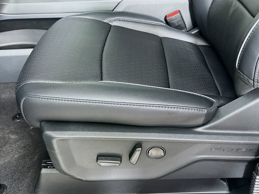 Ford F-150 LARIAT 2026