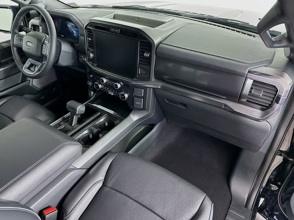 Ford F-150 LARIAT 2026