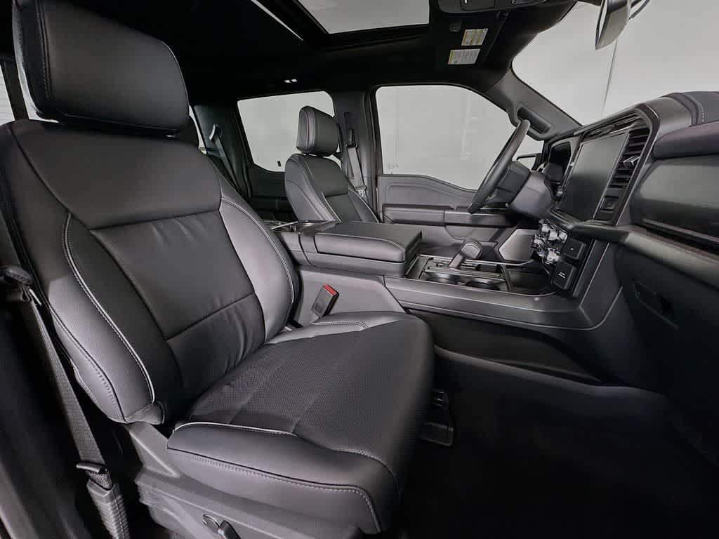 Ford F-150 LARIAT 2026