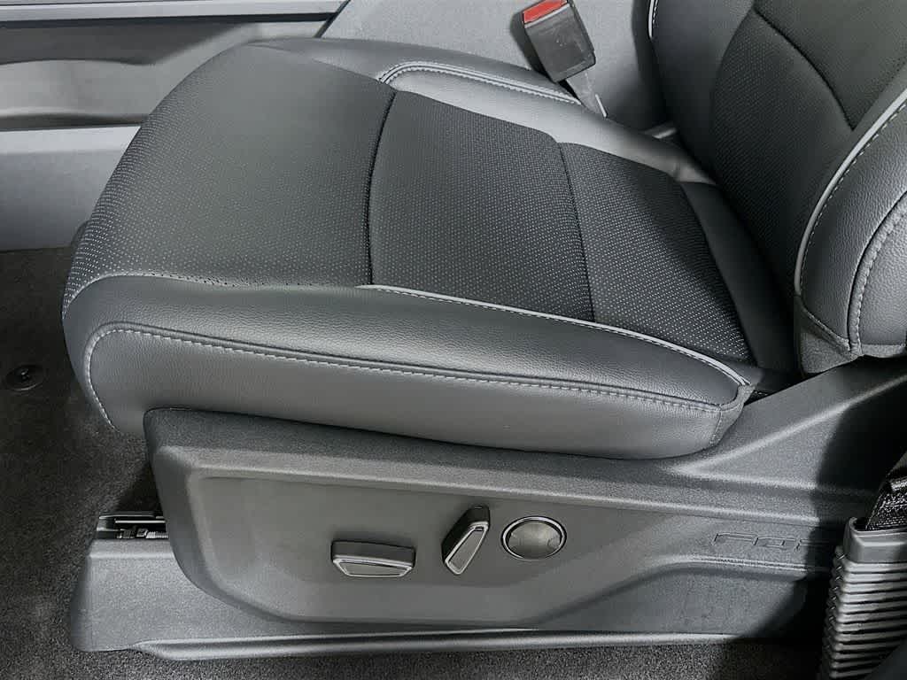 Ford F-150 LARIAT 2026