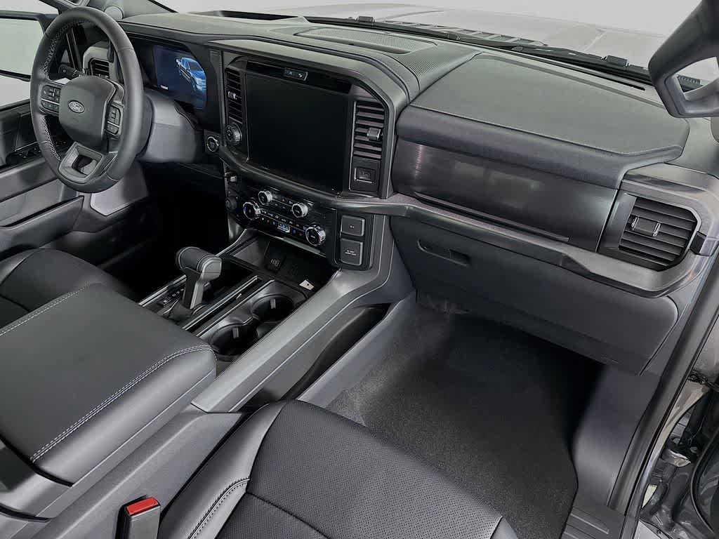Ford F-150 LARIAT 2026
