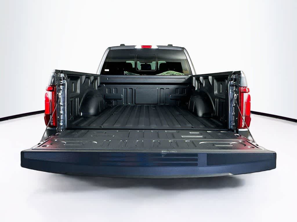 Ford F-150 LARIAT 2026