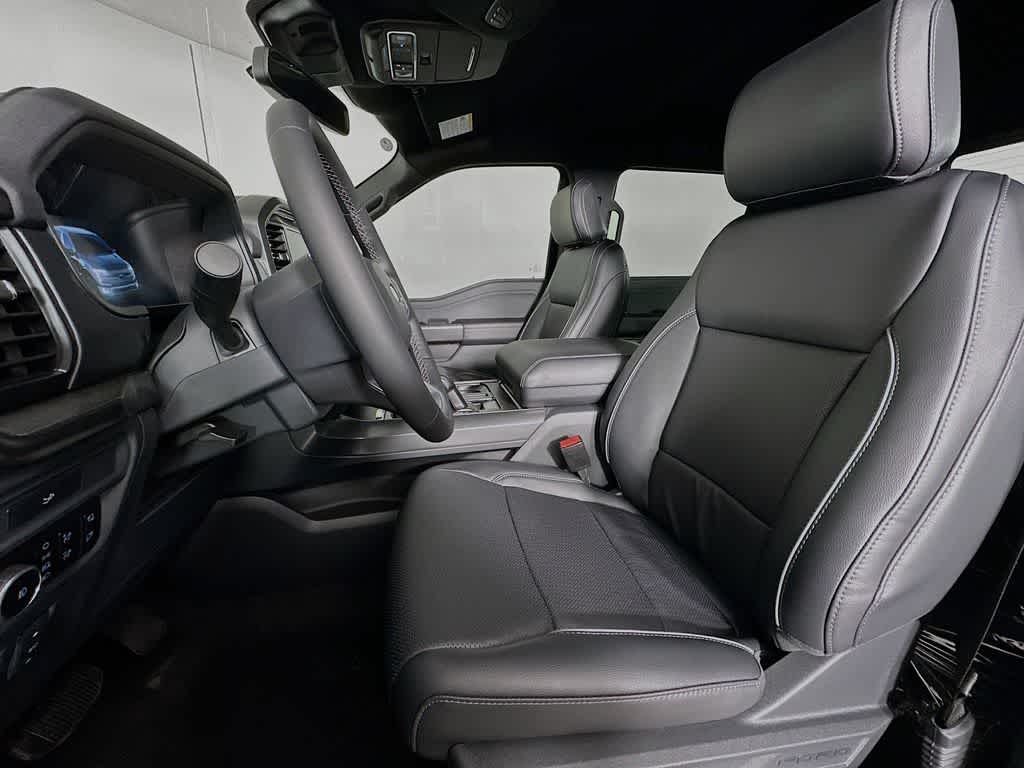 Ford F-150 LARIAT 2026