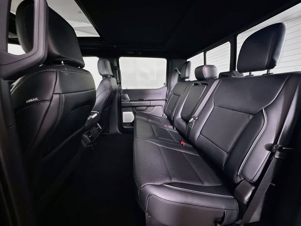 Ford F-150 LARIAT 2026