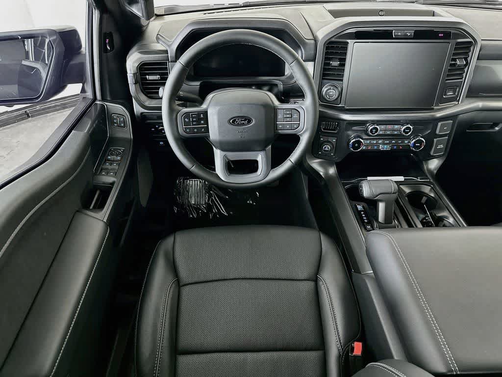 Ford F-150 LARIAT 2026