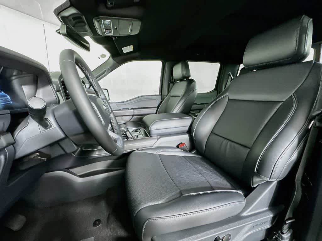 Ford F-150 LARIAT 2026