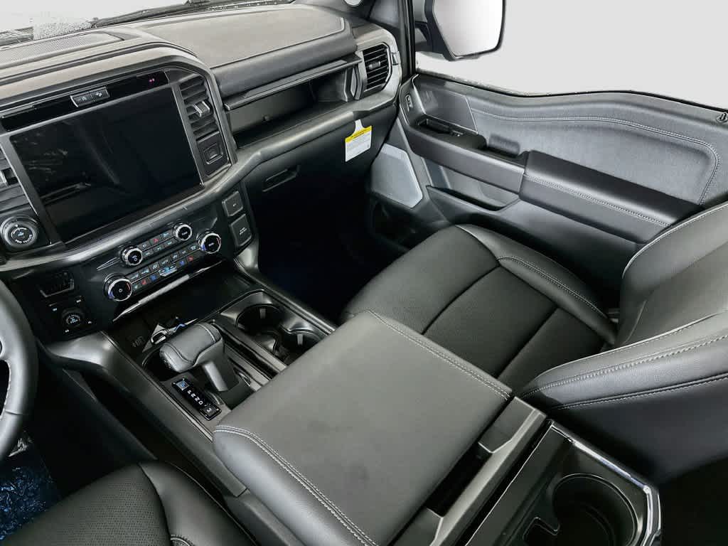 Ford F-150 LARIAT 2026