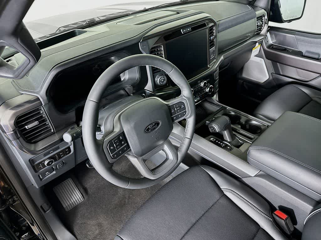 Ford F-150 LARIAT 2026