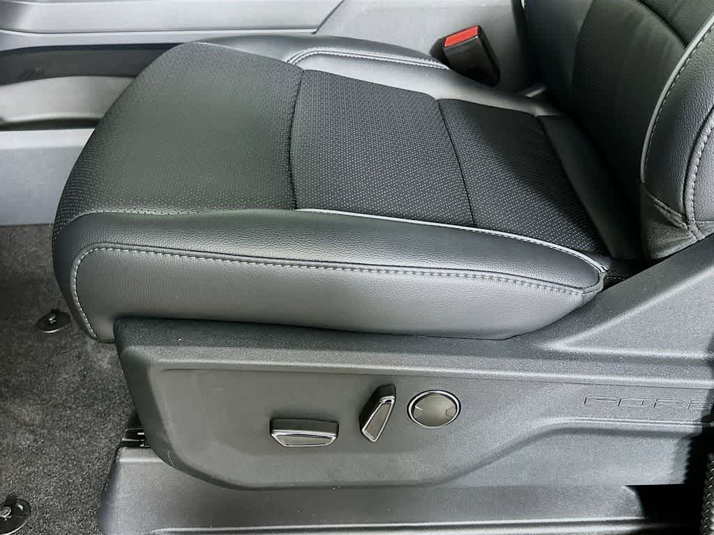 Ford F-150 LARIAT 2026