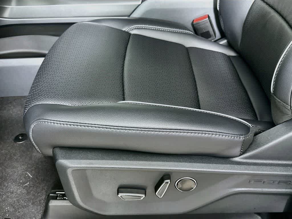 Ford F-150 LARIAT 2026