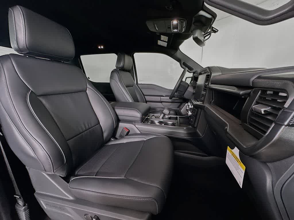 Ford F-150 LARIAT 2026